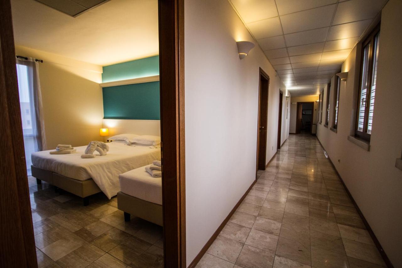 Hotel Elefante Montichiari Esterno foto