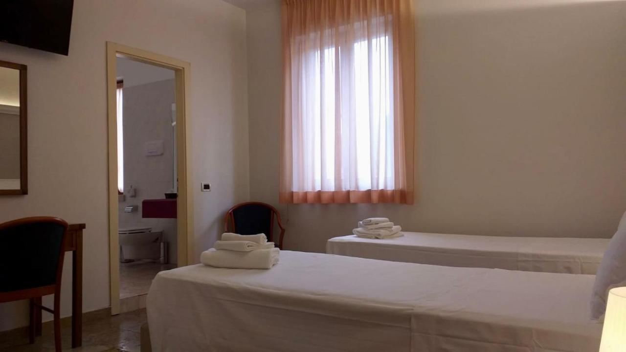 Hotel Elefante Montichiari Esterno foto